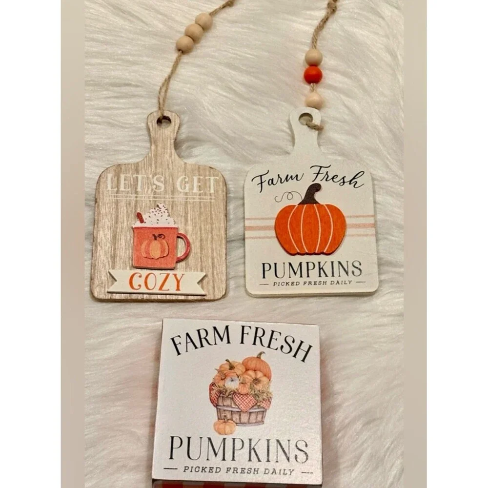 Fall Pumpkin Decor Set – Farmhouse Style Tiered Tray Signs